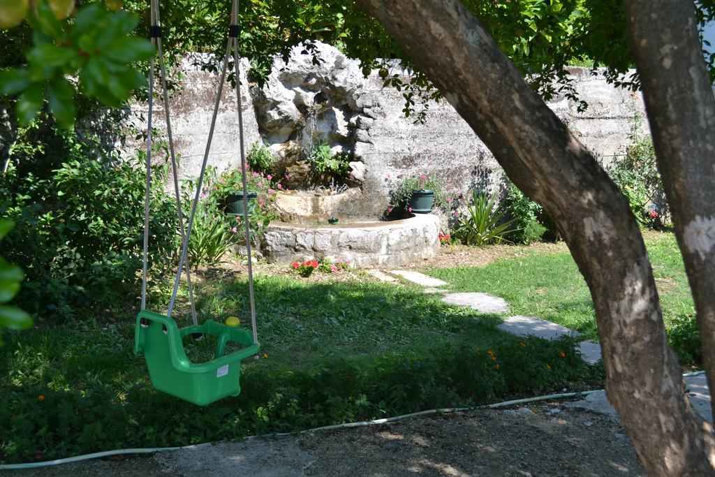 Holiday Home Bokokotorski Zaliv מראה חיצוני תמונה