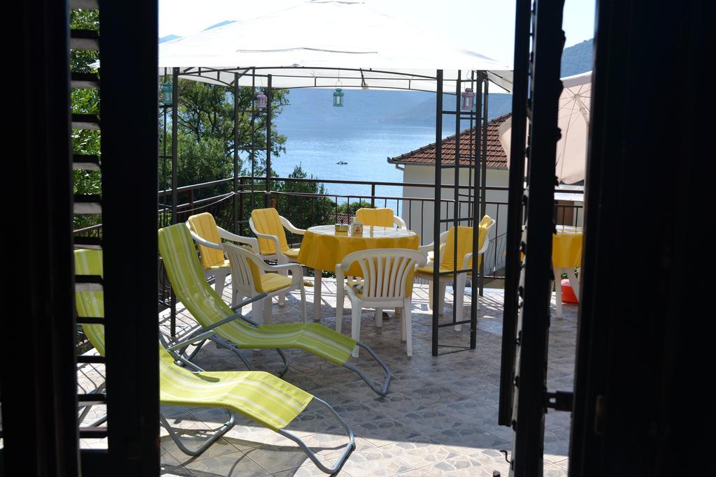 Holiday Home Bokokotorski Zaliv מראה חיצוני תמונה