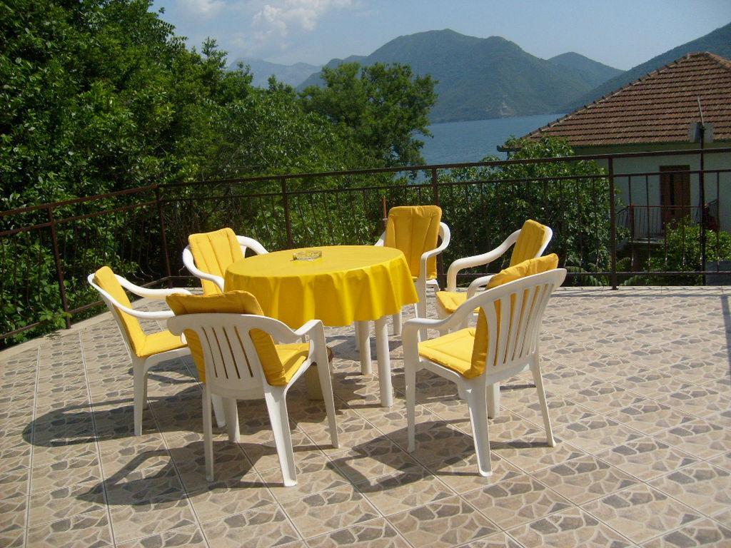 Holiday Home Bokokotorski Zaliv מראה חיצוני תמונה