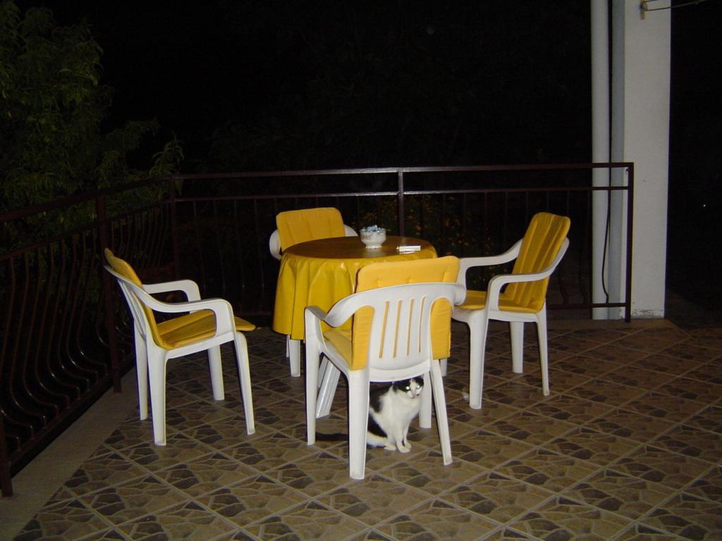 Holiday Home Bokokotorski Zaliv מראה חיצוני תמונה